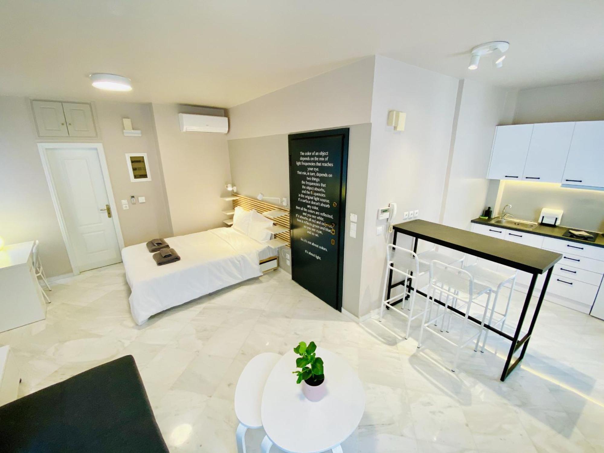 Luxury Studio In Historical Center, Syntagma-Plaka Атина Екстериор снимка